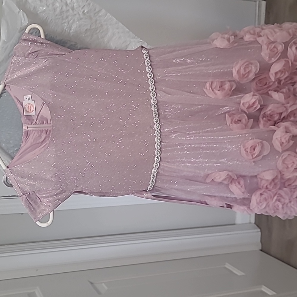 Girls dress